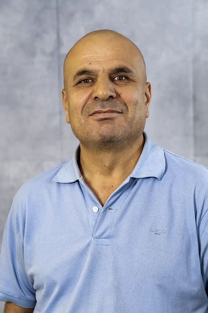 Fensterreiniger von Schweiger & Partner Gebäudereinigung